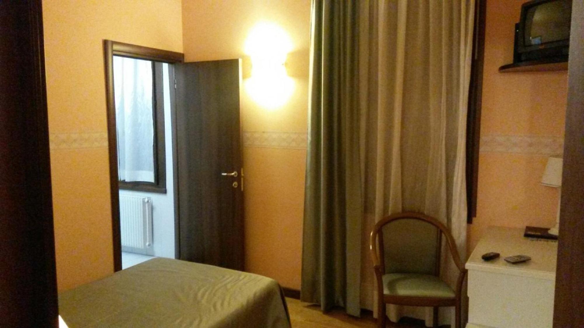 Albergo Ristorante Flora Vittorio Vêneto Quarto foto