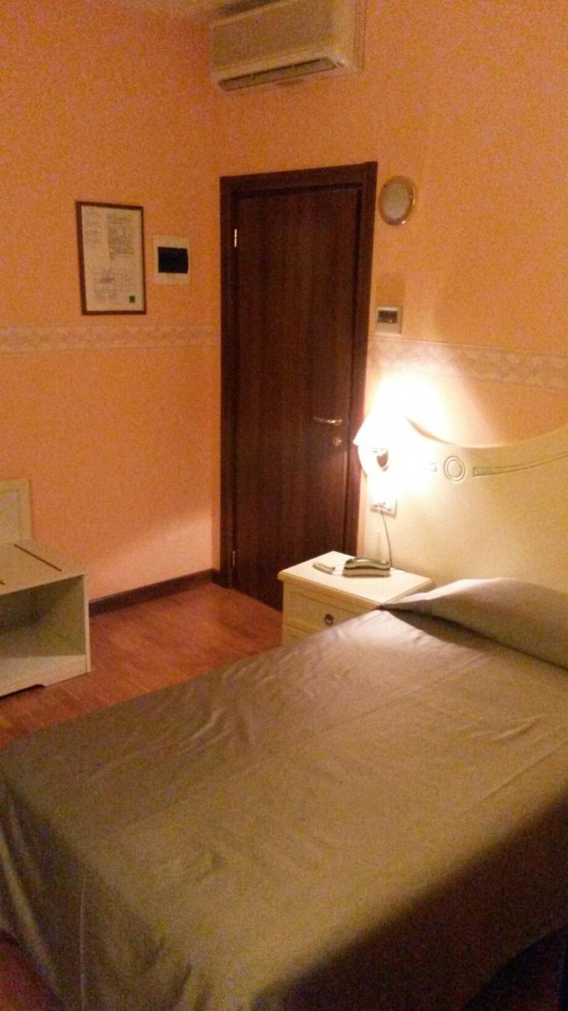 Albergo Ristorante Flora Vittorio Vêneto Quarto foto